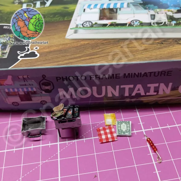 Mountain Getaway - Miniatur Fotorahmen Bastelset vom Action Grill Kissen